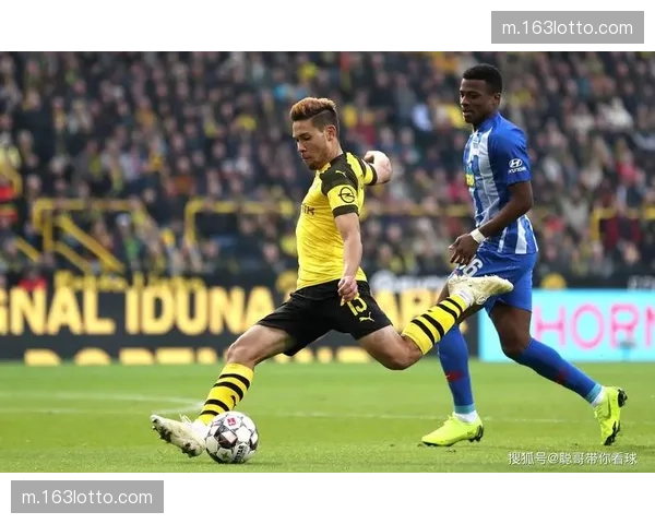 多特蒙德边路防守漏洞频现 扎帕科斯塔冲击制造压力